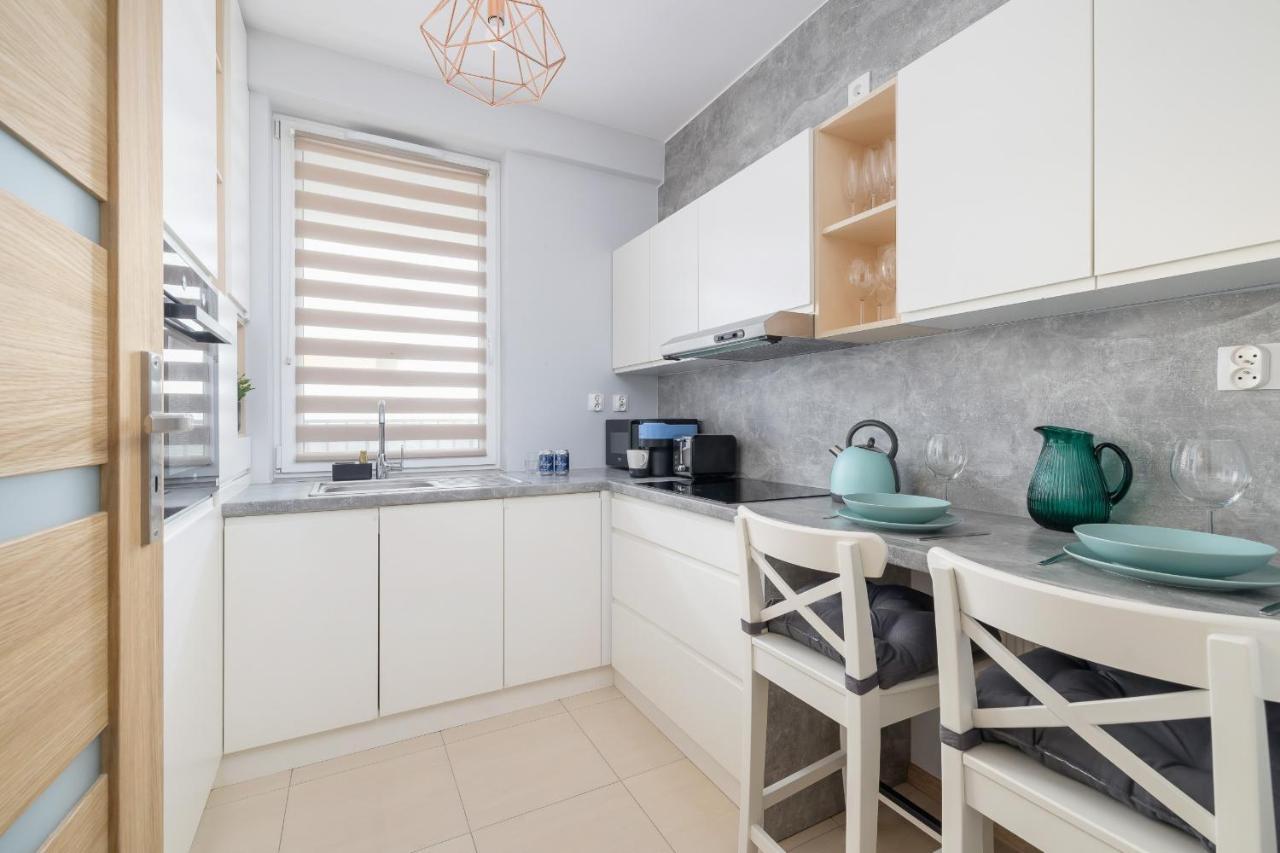 Osiedle Avia Harmonious Apartment With Balcony & Parking Cracow By Renters Prestige Krakow Exterior photo